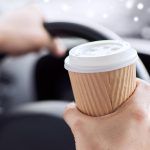Criminalisation du café en main au volant